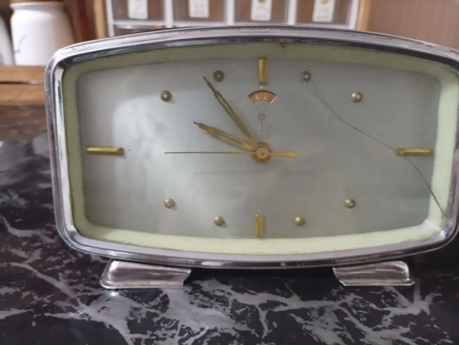 کلی اجناس قدیمی|کلکسیون اشیاء عتیقه|قرچک, میرزائی شمالی|دیوار