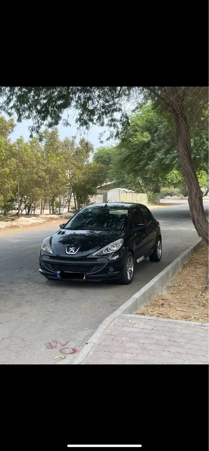 ۲۰۷ دنده مشکی آبنوس سقف فلز ۱۴۰۲|خودرو سواری و وانت|کیش, |دیوار