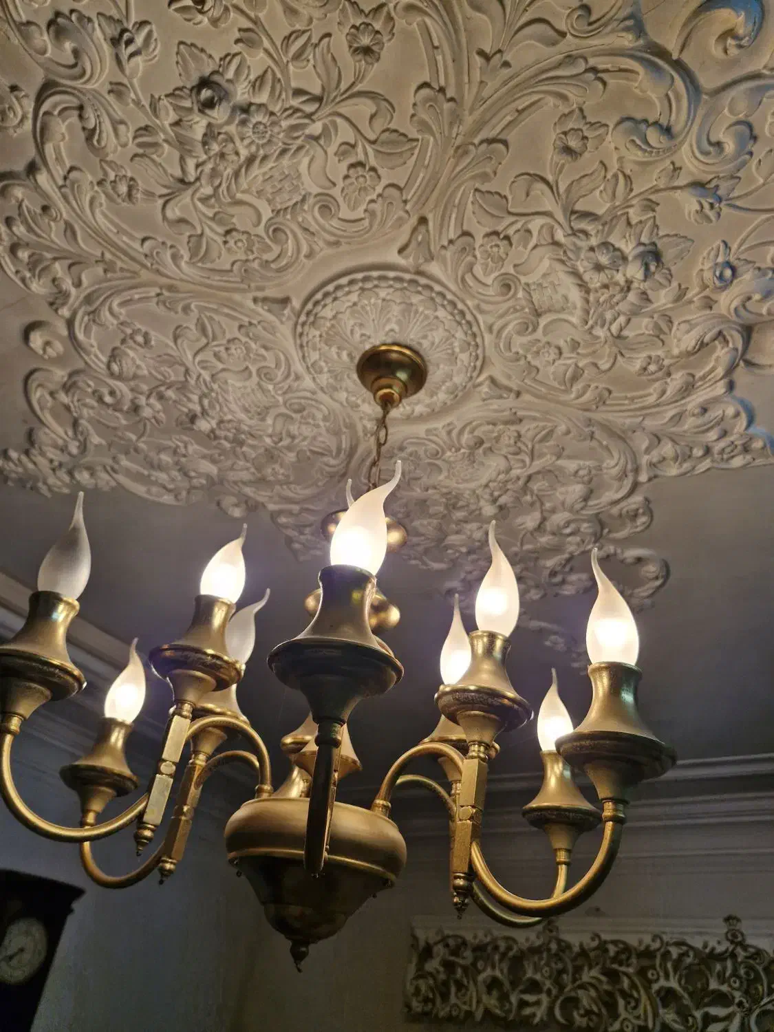 لوستر|لوستر و چراغ آویز|رشت, نخودچر|دیوار