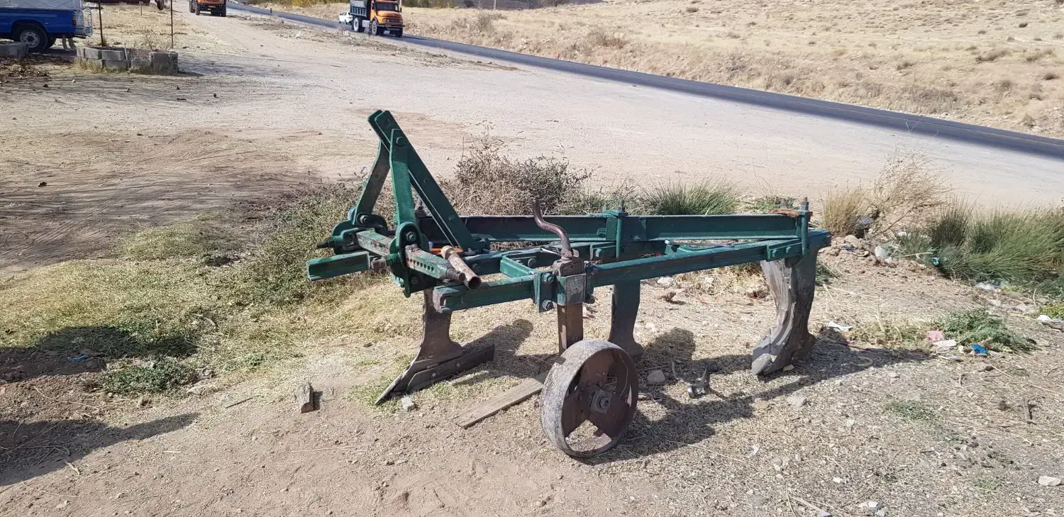 گاوآهن رومانی و چیزل|ماشینآلات صنعتی|چیتاب, |دیوار