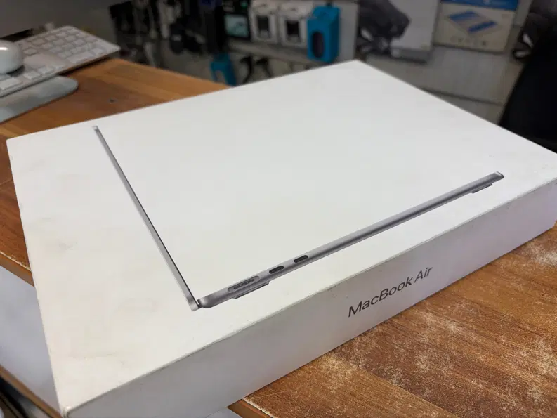 Macbook Air M3|رایانه همراه|تهران, فلسطین (میدان انقلاب)|دیوار