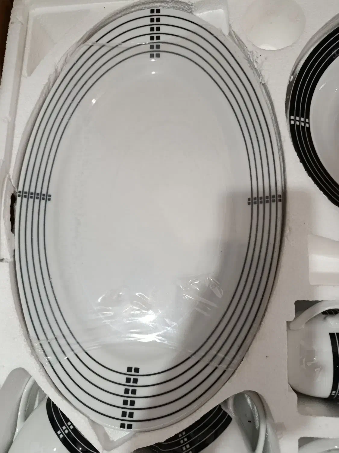 سرویس چینی 12 نفره زرین102 پارچه|ظروف سرو و پذیرایی|بوشهر, |دیوار