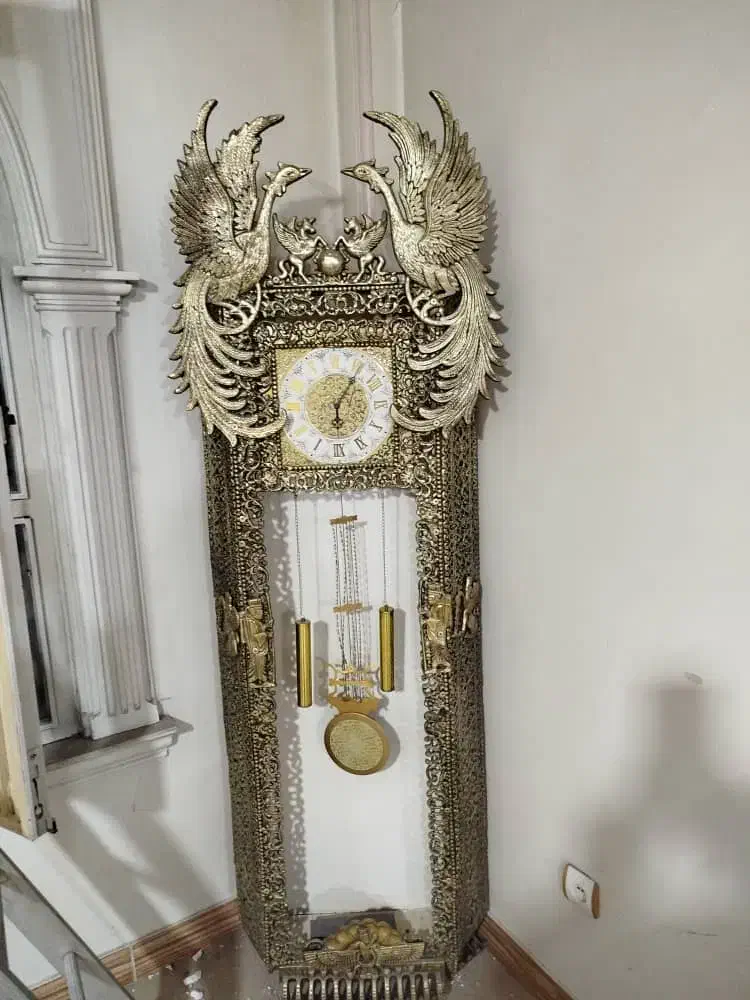 ساعت دیواری ایستاده|ساعت دیواری و تزئینی|ری, شهید غیوری (ابن باویه)|دیوار