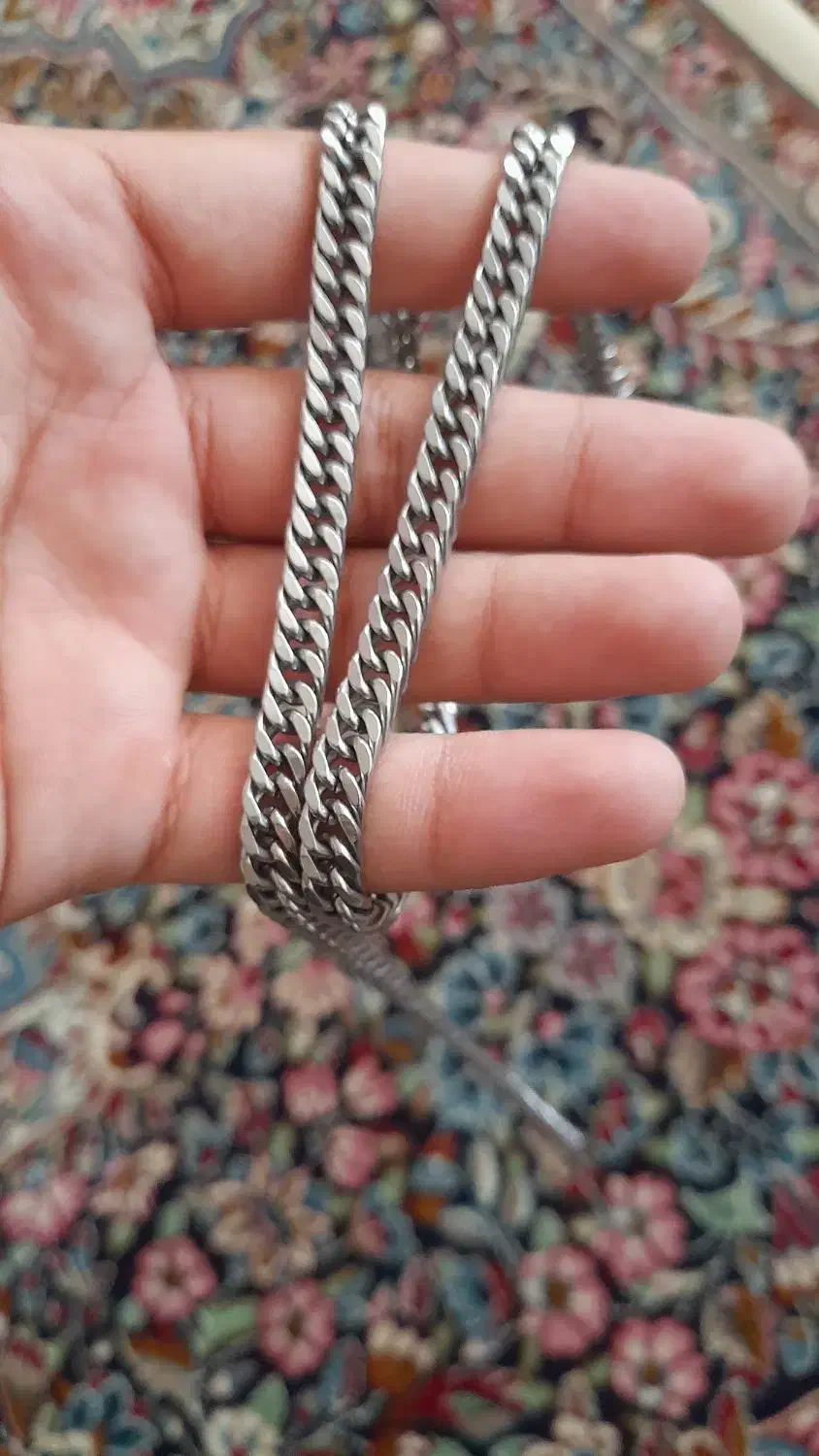 یک عدد گردنبند رنگ ثابت|بدلیجات|زاهدان, |دیوار