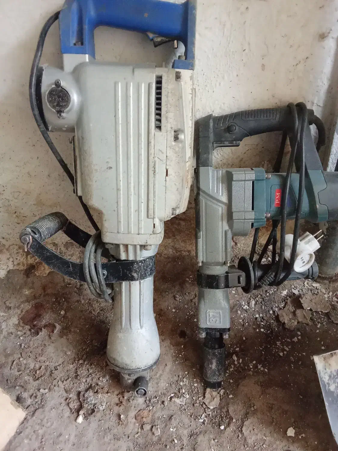 کارگربناییهستیم2نفر|خدمات پیشه و مهارت|نیشابور, خیام|دیوار