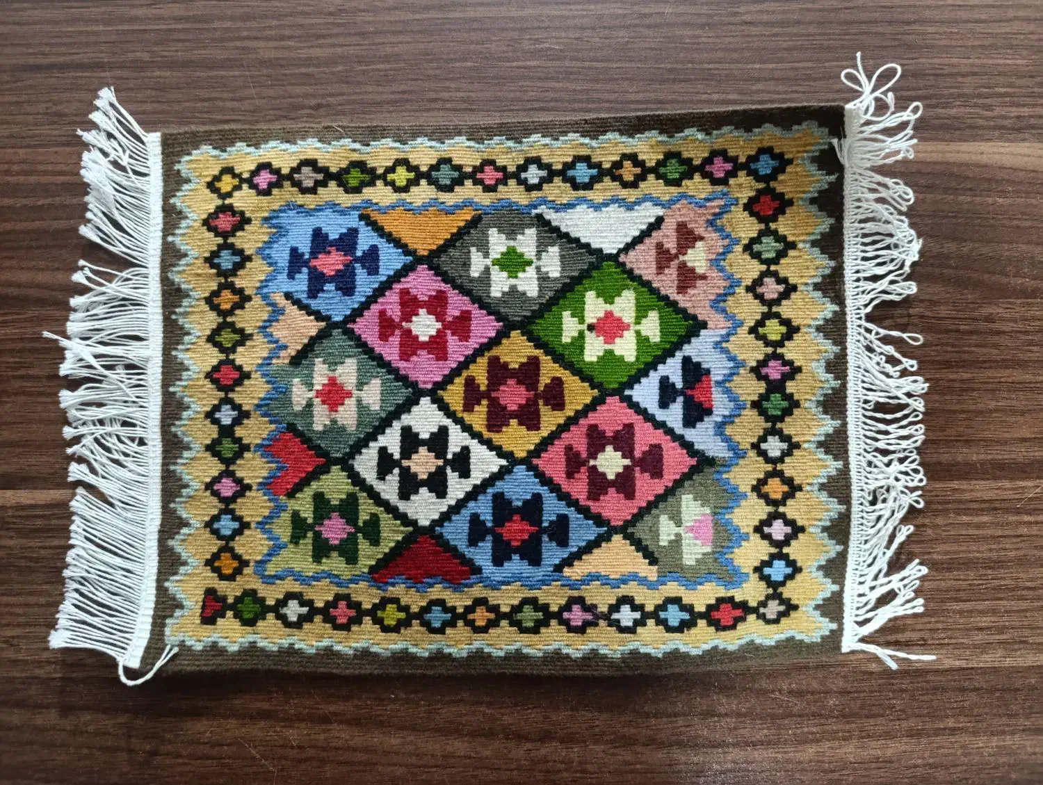 گلیم|گلیم، جاجیم، گبه|بیجار, |دیوار