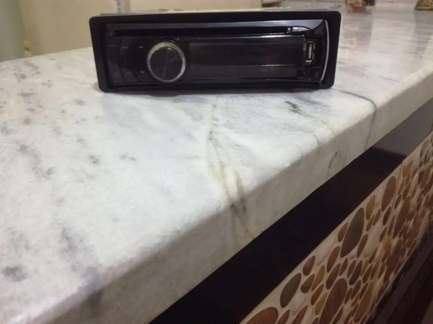 کیف|کیف، کفش، کمربند|قروه, |دیوار