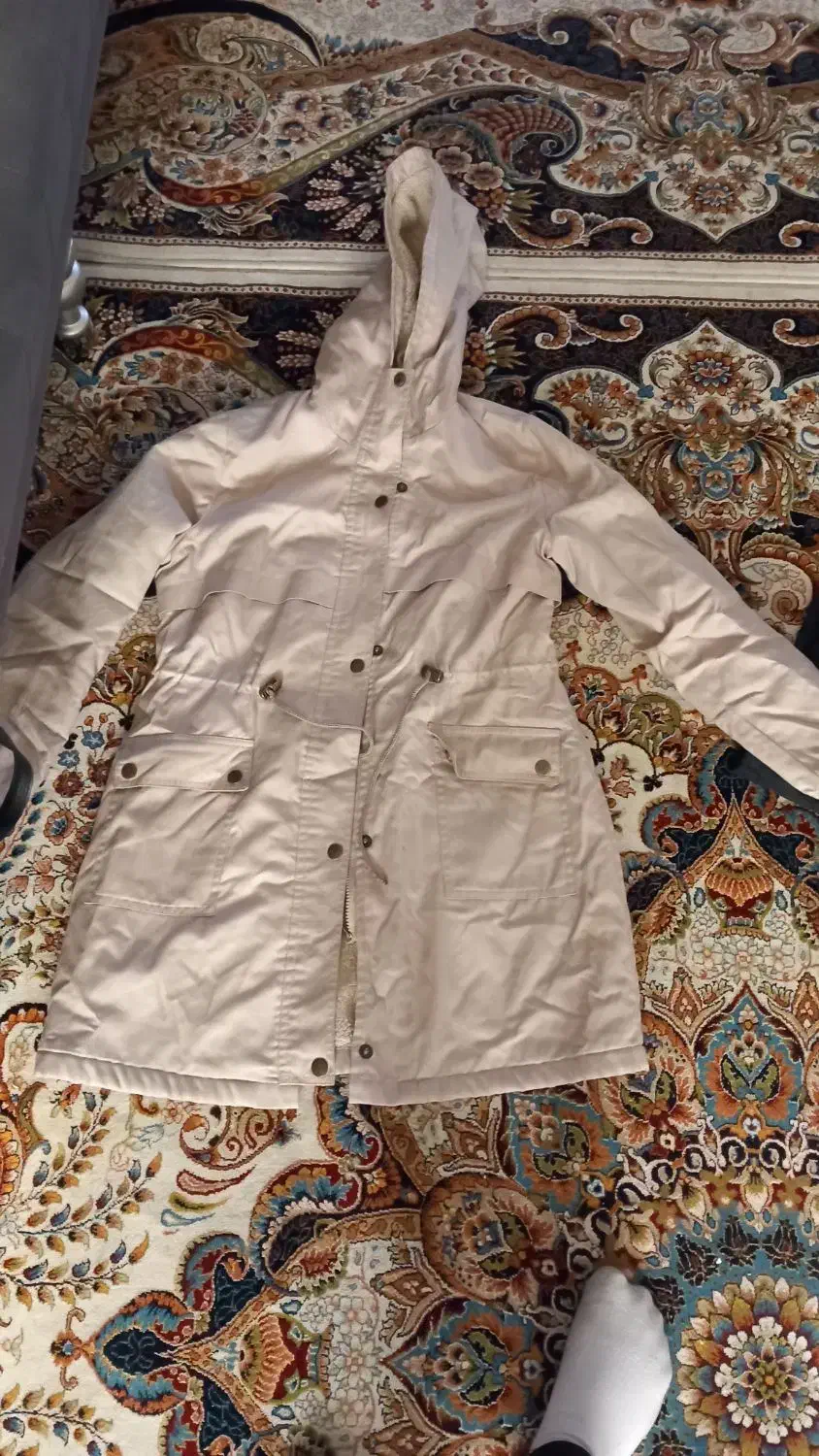 کاپشن مردانه|لباس|رباطکریم, رباطکریم|دیوار