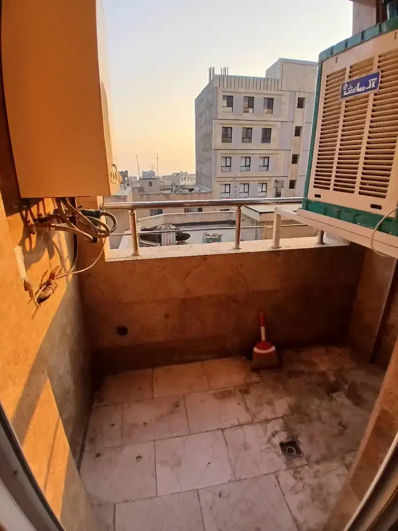 ۸۲ متر دو خوابه/ ۷ساله/ جنت‌آباد شمالی/ اخلاص