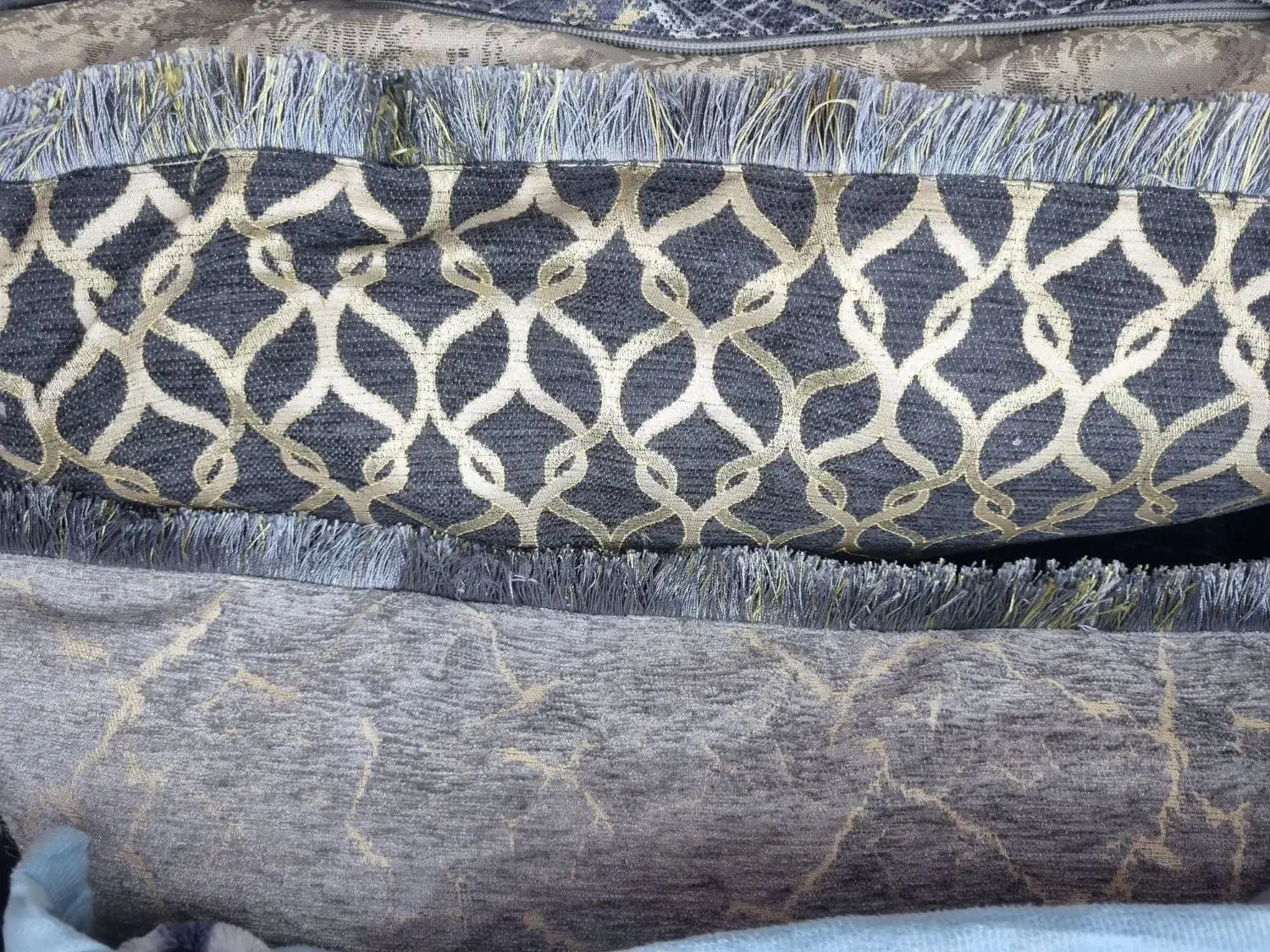 پشتی وجلدپشتی بازارمعراج|پشتی|قشم, |دیوار