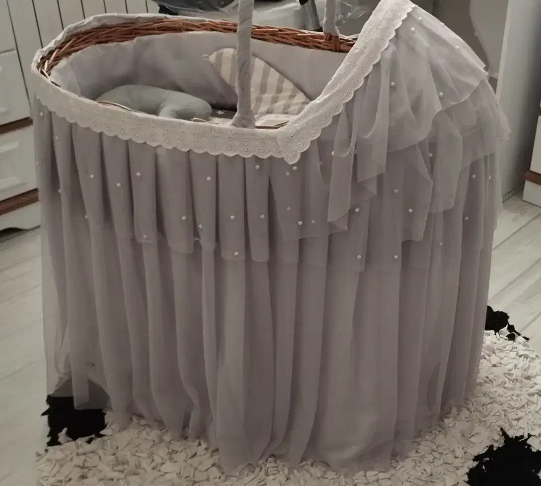 گهواره نوزاد دست ساز|تخت و صندلی بچه|سنندج, |دیوار