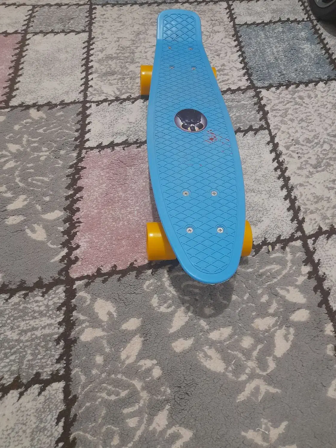 اسکیت برد کاملا نو و سالم|دوچرخه، اسکیت، اسکوتر|شهریار, شهریار|دیوار