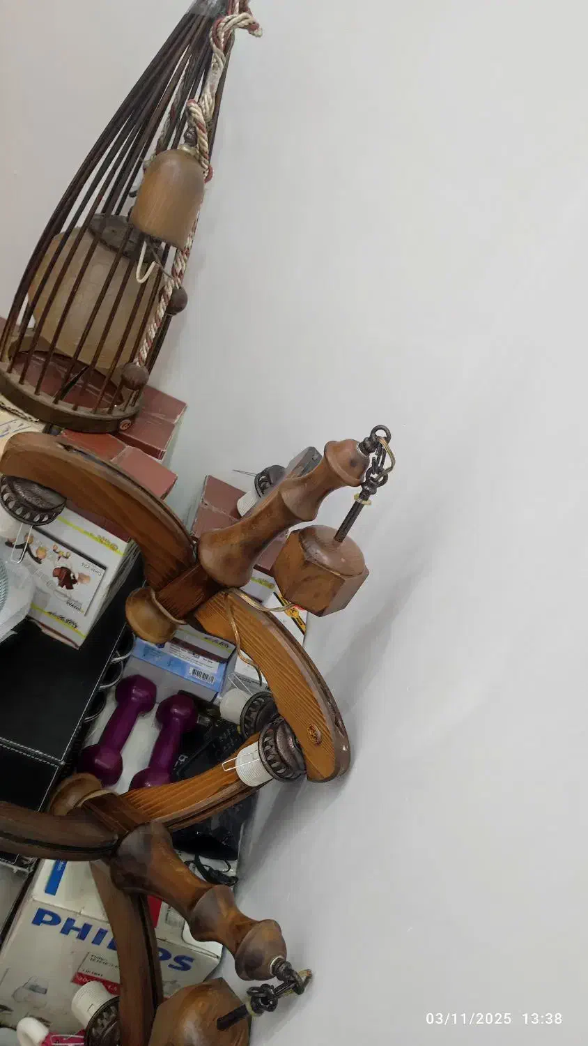 دو عدد لوستر پذیرایی و یک لوستر آشپزخانه|لوستر و چراغ آویز|همدان, |دیوار