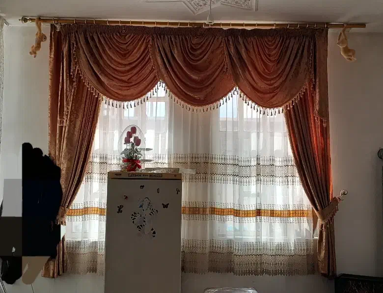 پرده سلطنتی|پرده، رانر، رومیزی|الشتر, |دیوار