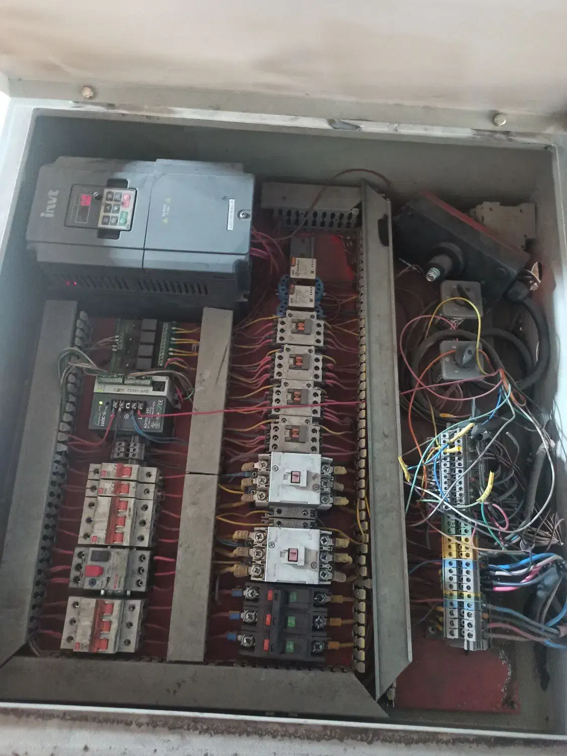 خدمات برق صنعتی|خدمات پیشه و مهارت|اصفهان, شهرک صنعتی امیرکبیر (شاپور جدید)|دیوار