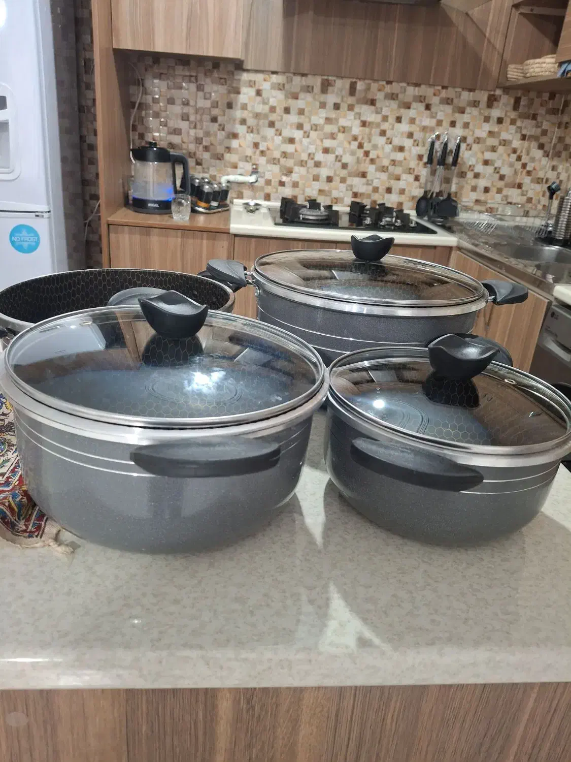 قابلمه تفلون ۷ پارچه|ظروف پخت‌وپز|تهران, علم و صنعت|دیوار
