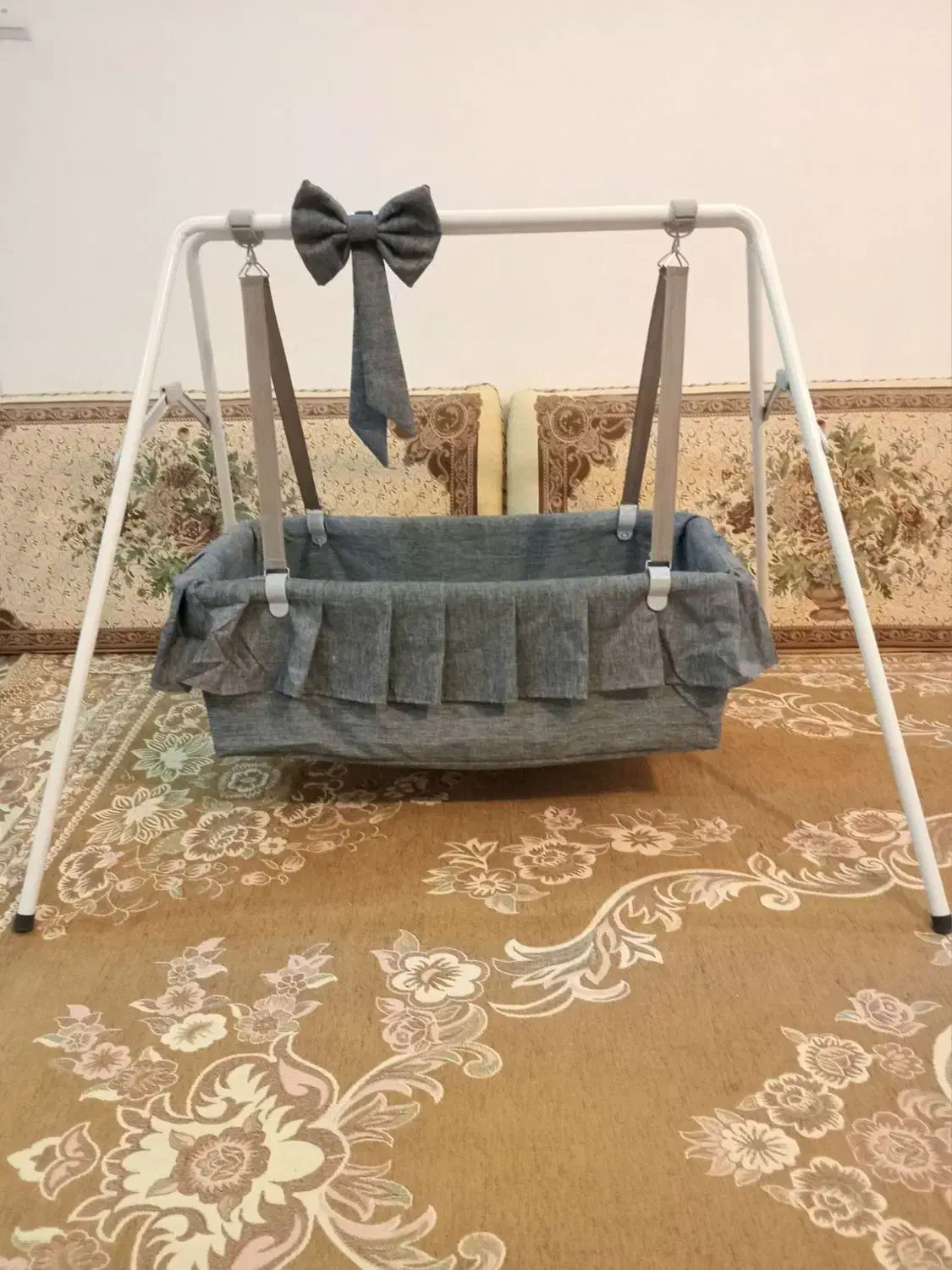 گهواره نوزاد|اسباب و اثاث بچه|بروجرد, |دیوار