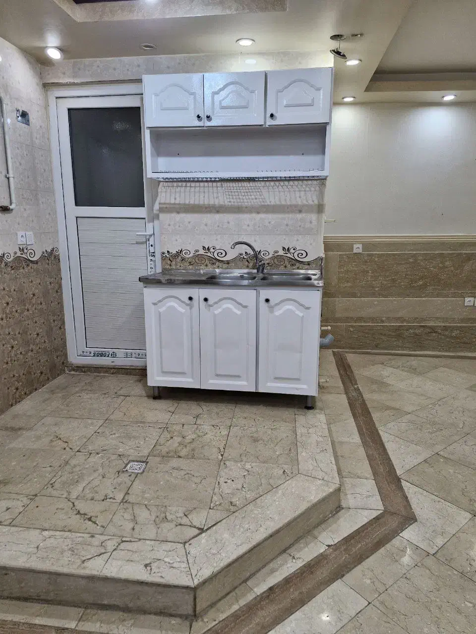 اجاره|اجارهٔ دفتر کار، اتاق اداری، مطب|ورامین, ورامین|دیوار