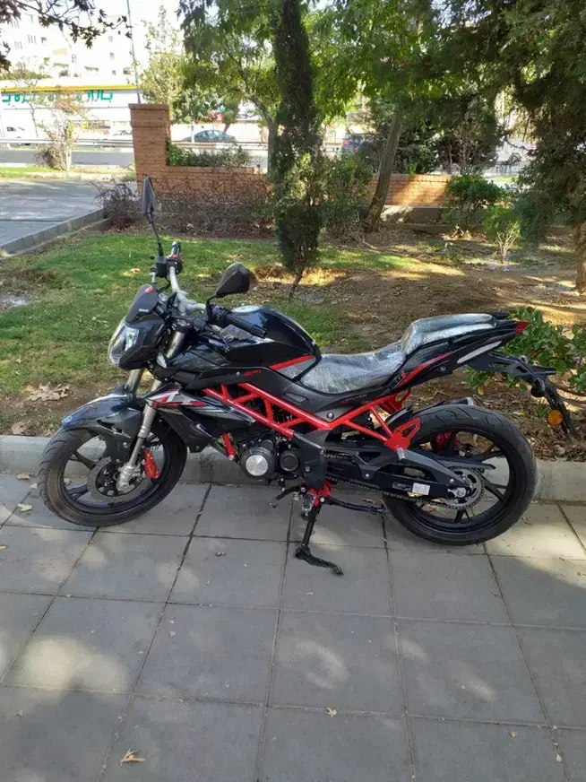 بنلی ۱۵۰نیوفیس کم کار وتمیز|موتورسیکلت|اصفهان, احمدآباد|دیوار