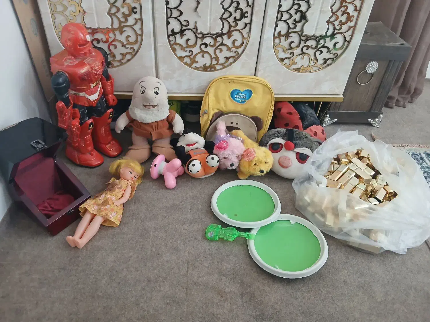 اسباب بازی|اسباببازی بچه|بندر گناوه, |دیوار