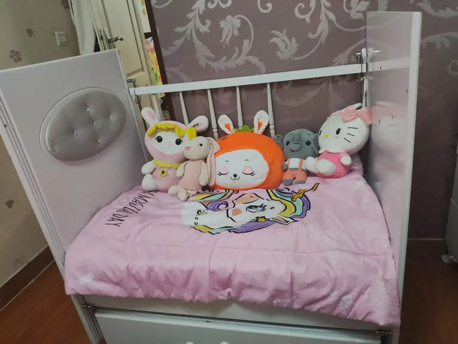 تخت نوزاد|تخت و سرویس خواب|تهران, مسعودیه|دیوار