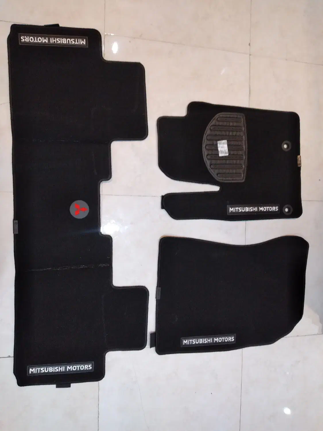 کفی ماشین،کفپوش ماشین میتسوبیشی اوتلندر|قطعات یدکی و لوازم جانبی|تهران, بهداشت|دیوار