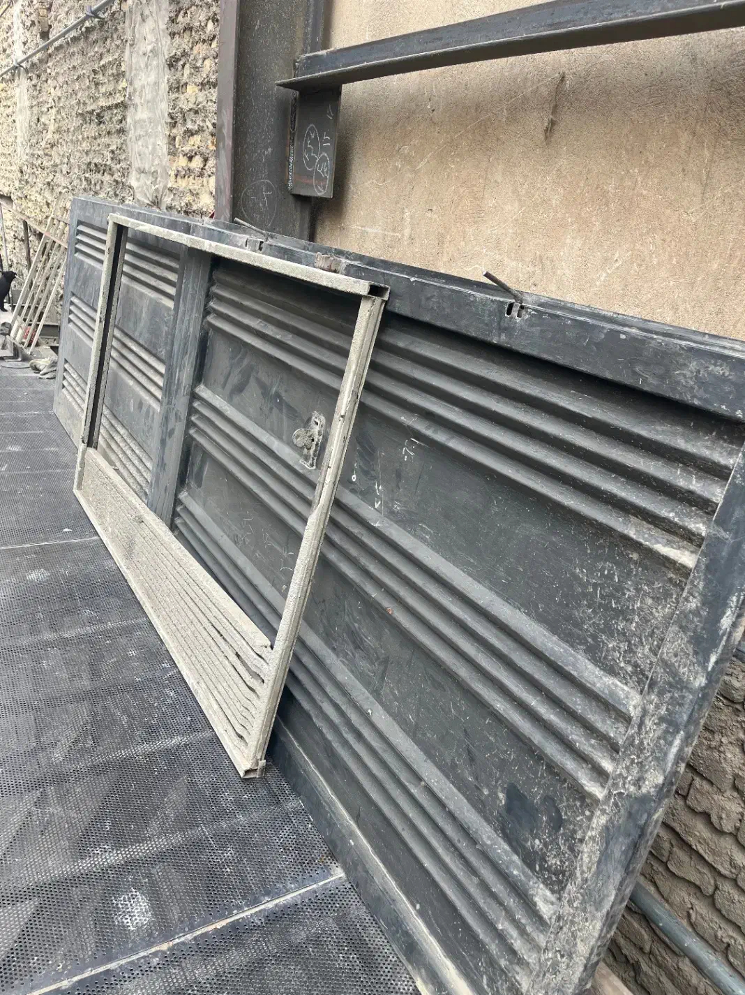 فروش درب پارکینگ|مصالح و تجهیزات ساختمان|تهران, حصار بوعلی|دیوار