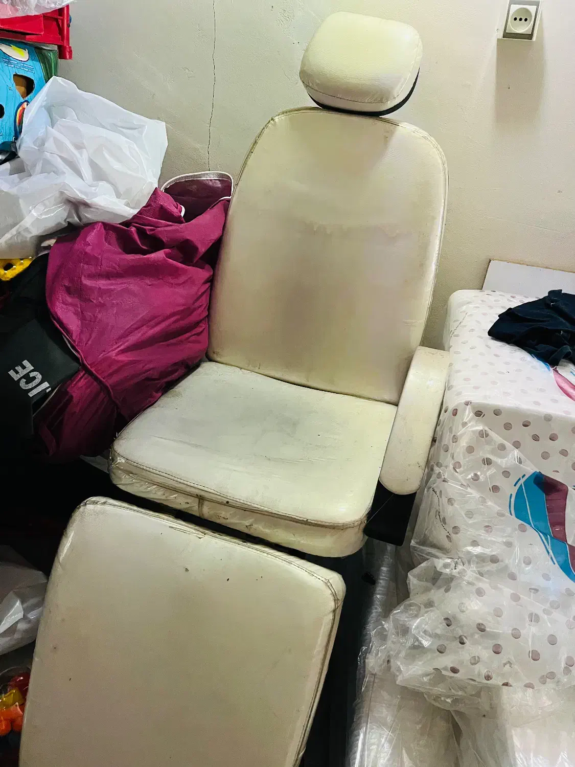 صندلی تخت شو وگردان|آرایشی، بهداشتی، درمانی|طاهرگوراب, |دیوار