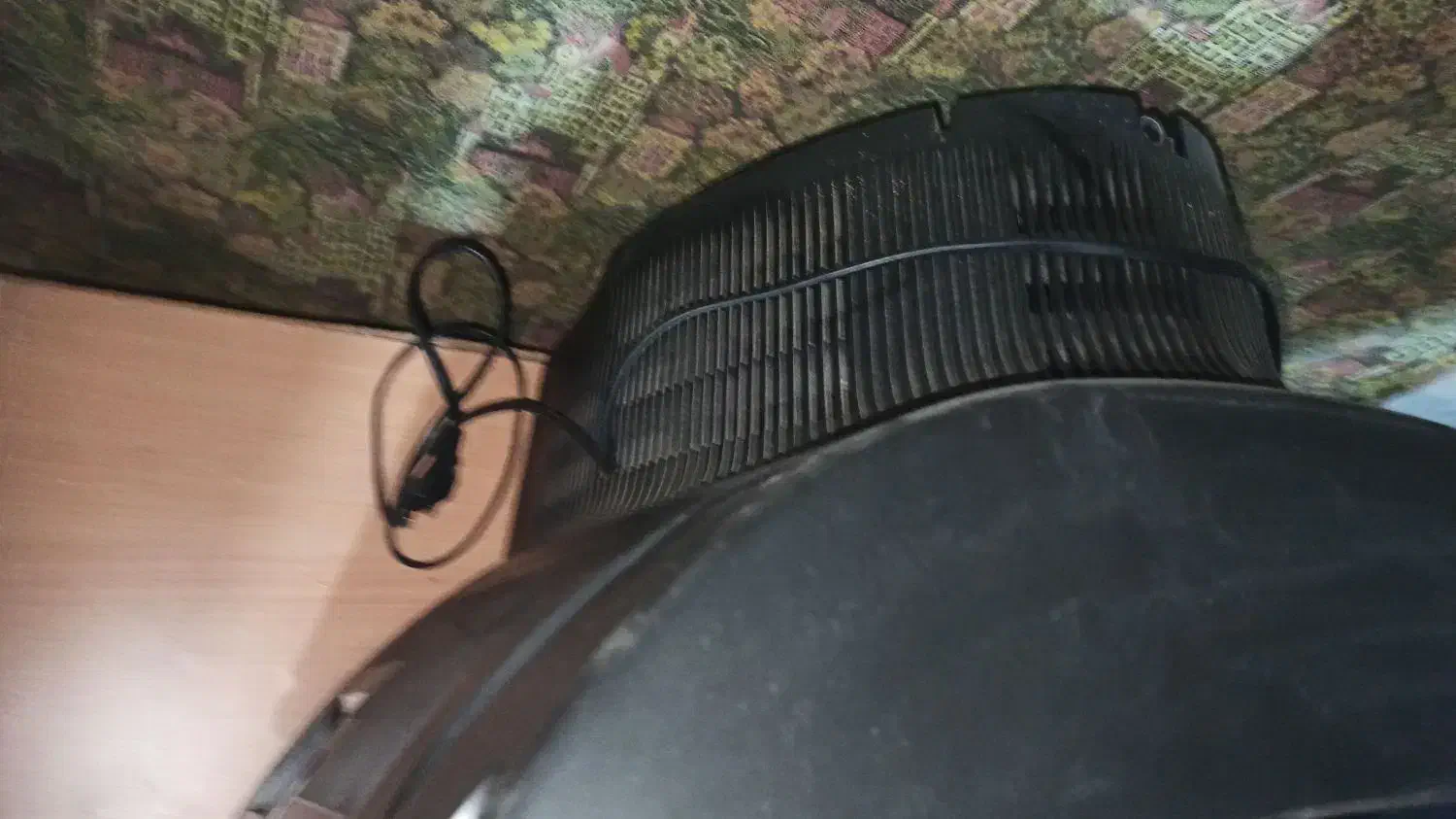 تلویزیون ۲۱ اینچ|تلویزیون و پروژکتور|خوی, |دیوار