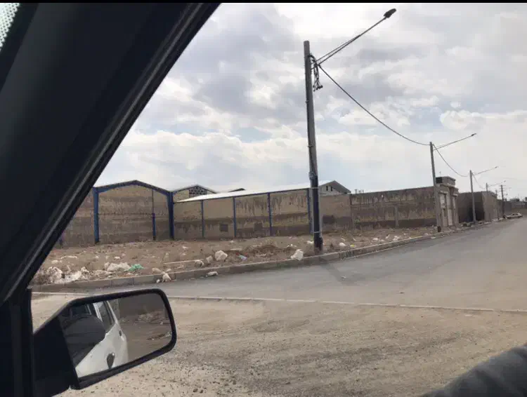 زمین صنعتی کوه سفید بر خ ۲۰ متری|فروش دفتر صنعتی، کشاورزی، تجاری|قم, کوه سفید|دیوار
