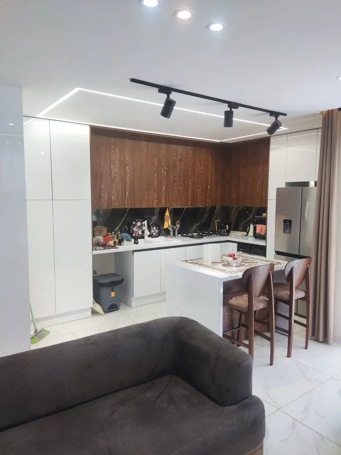 فروش دو خوابه شیک شهرک سیمرغ سند آماده وام|فروش آپارتمان|برخوار, |دیوار