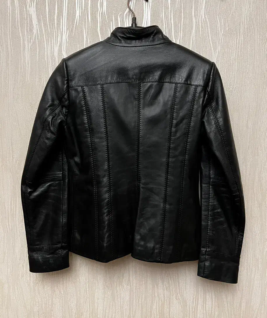 کت زنانه نوین چرم|لباس|تهران, تجریش|دیوار