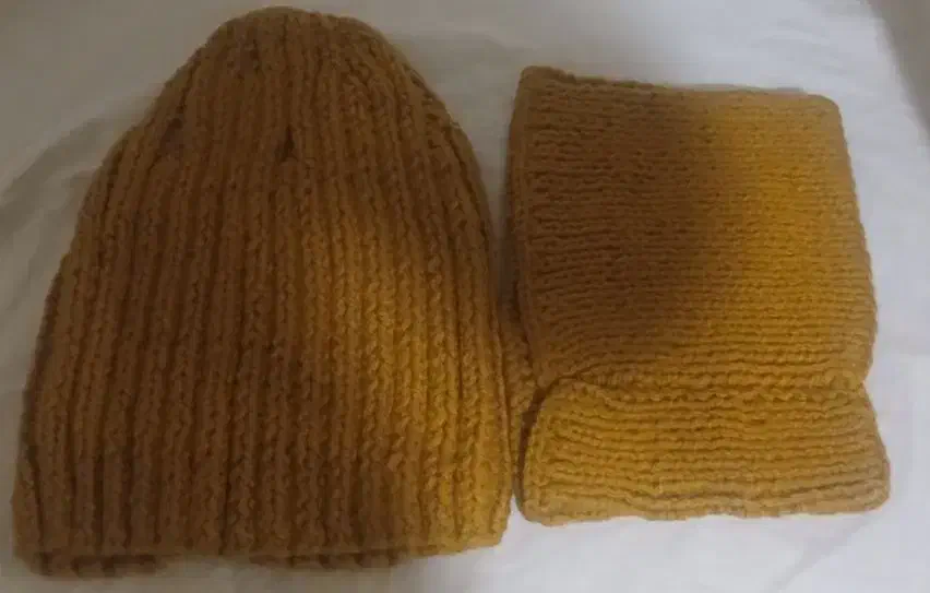 کلاه پشمی و شال گردن و دستمال گردن|لباس|تهران, نازی‌آباد|دیوار