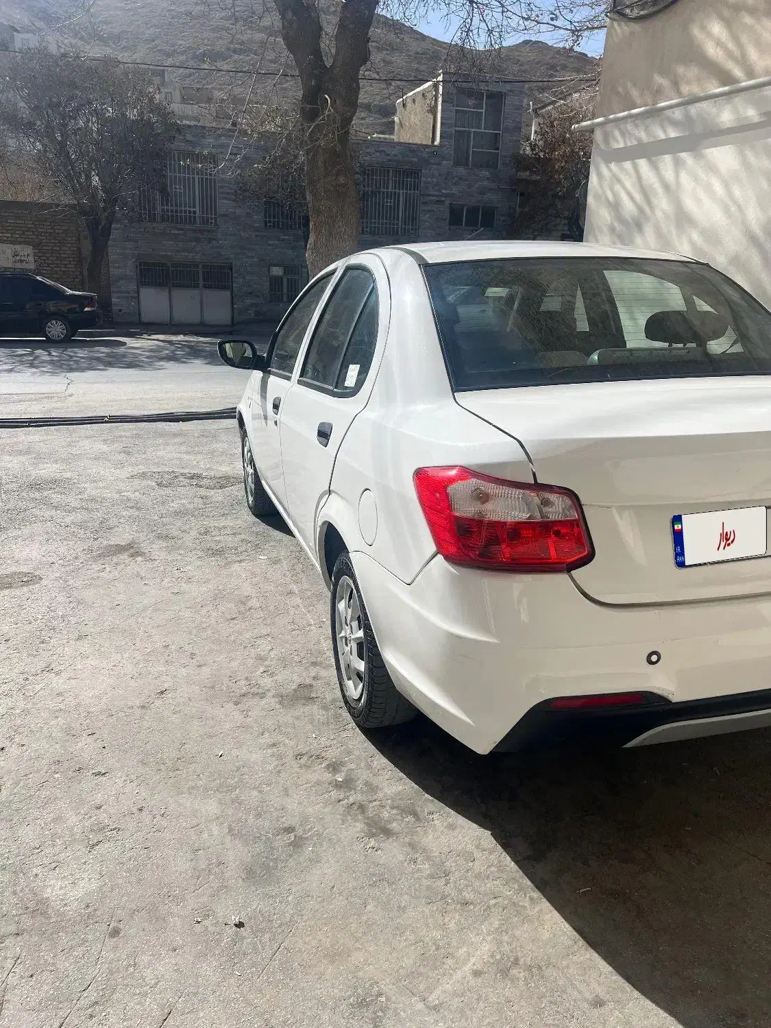 ساینا s|خودرو سواری و وانت|اراک, |دیوار