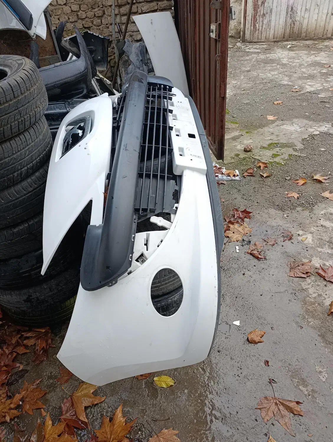 لاستیک وسپر خودرو|قطعات یدکی و لوازم جانبی|گرگان, |دیوار