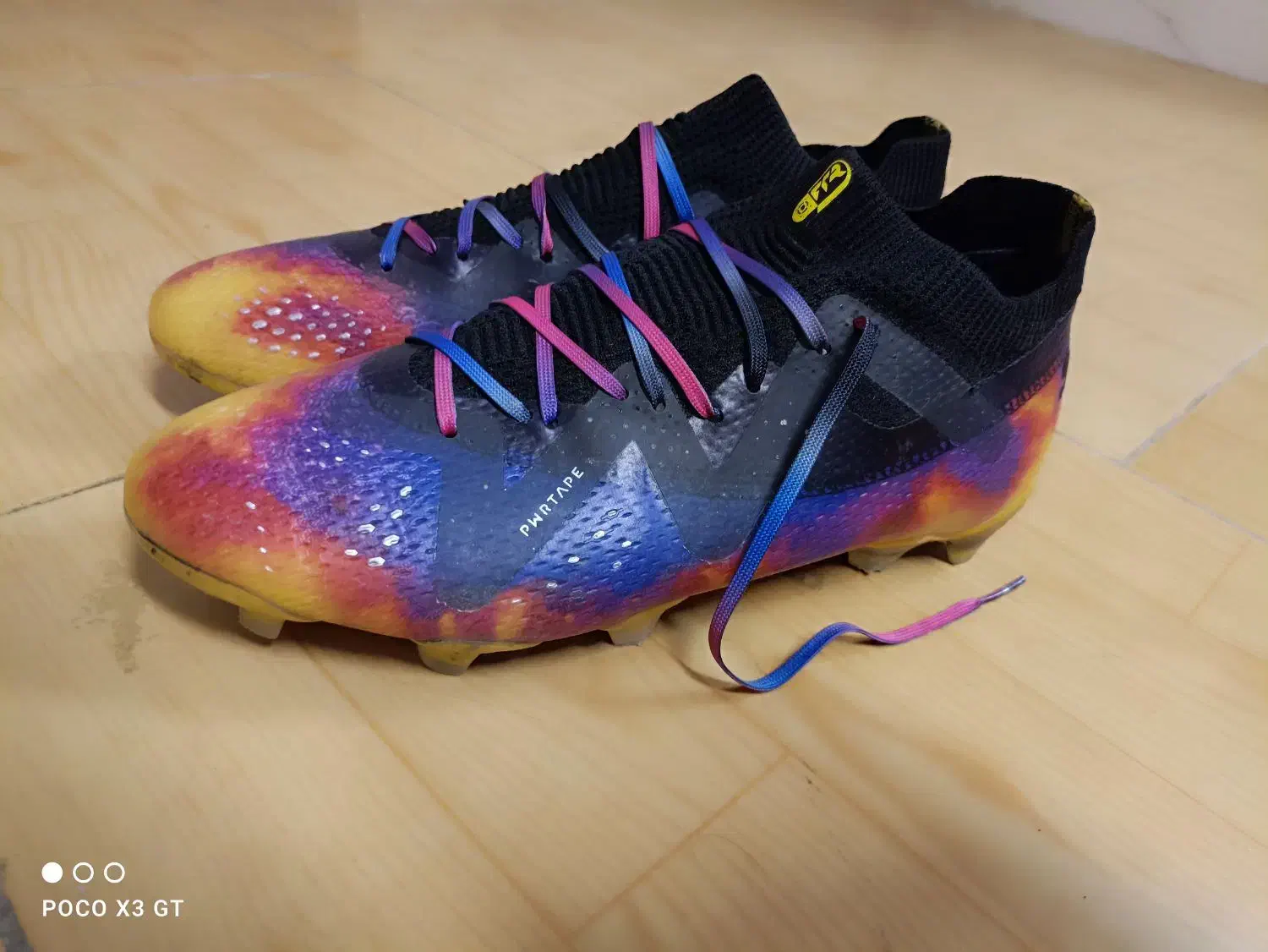 کفش فوتبال|کیف، کفش، کمربند|تبریز, |دیوار