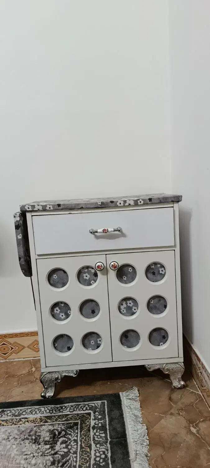 میز اتو|اتو و لوازم اتو|نیشابور, هفده شهریور|دیوار