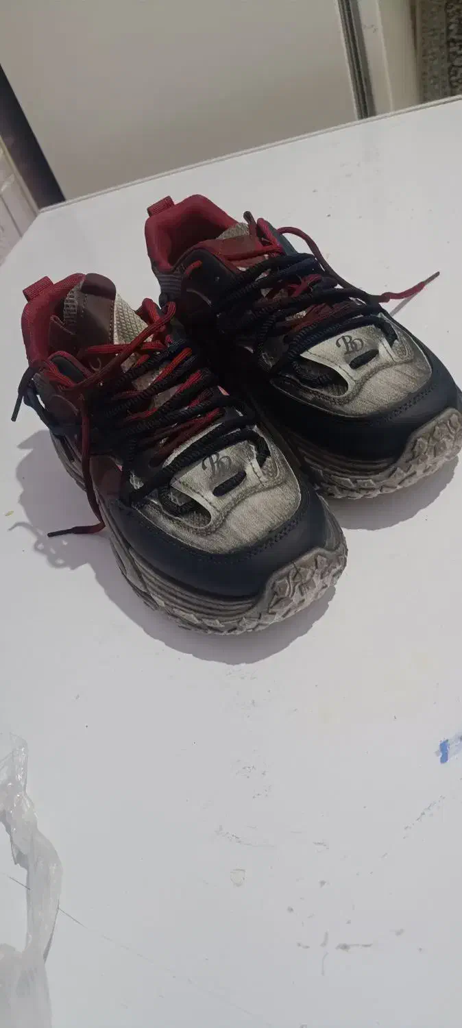 ابادان|کیف، کفش، کمربند|آبادان, |دیوار