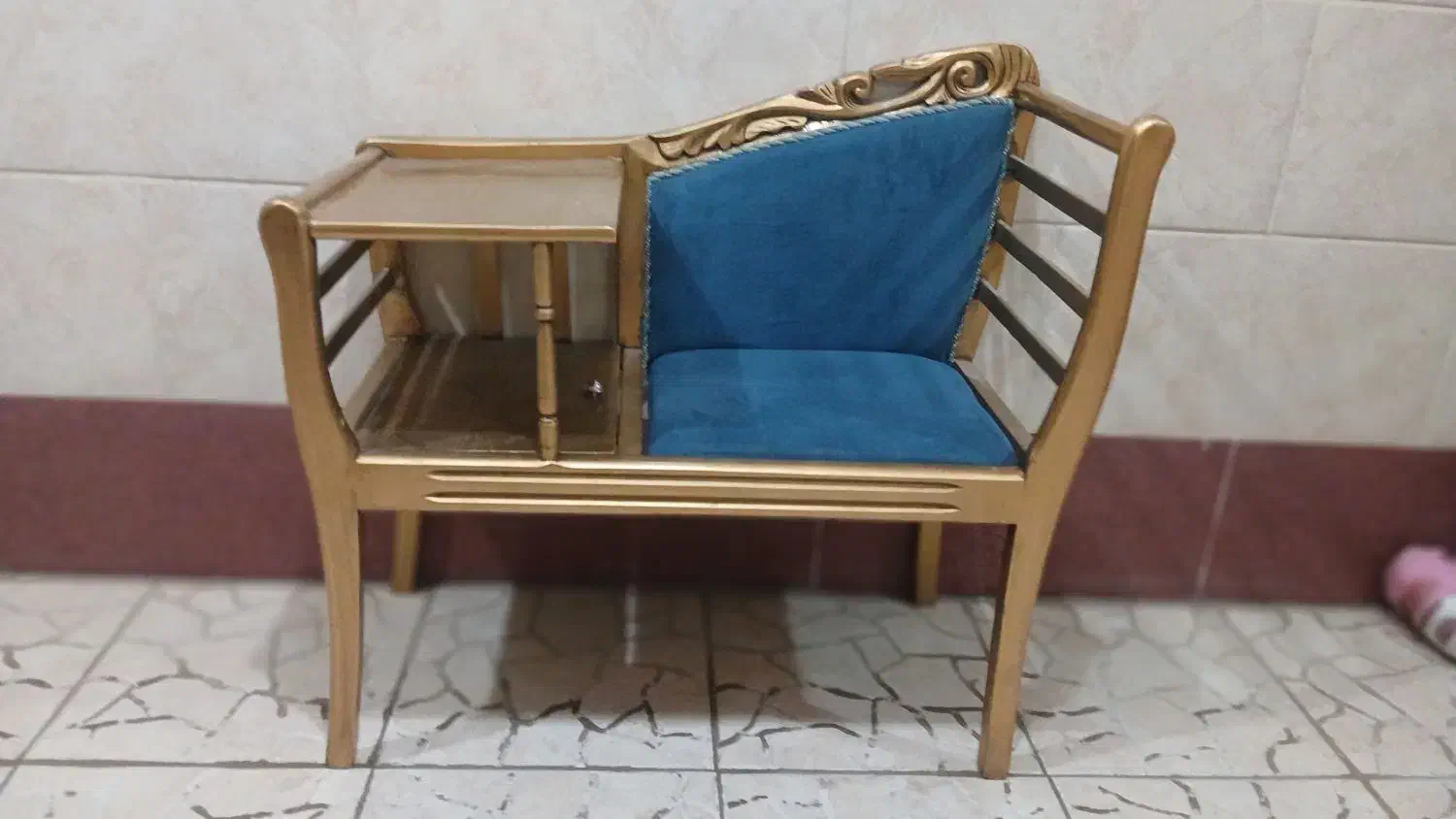 میزتلفن|میز تلفن|اصفهان, شاه پسند|دیوار