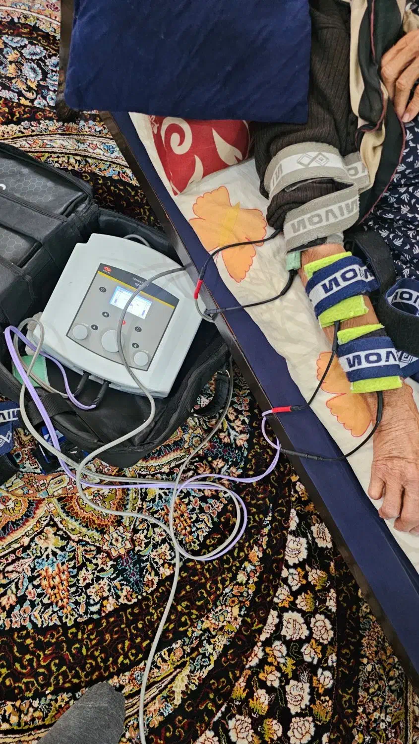 فیزیوتراپی تخصصی وحرفه ای توسط کادردرمان مجرب|خدمات آرایشگری و زیبایی|قم, دورشهر|دیوار