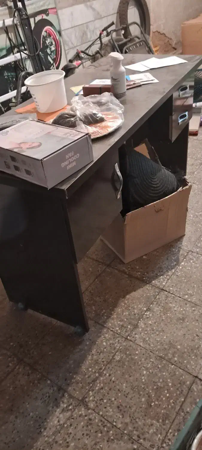 فروش میز صندلی|مبلمان اداری|خمینی‌شهر, |دیوار