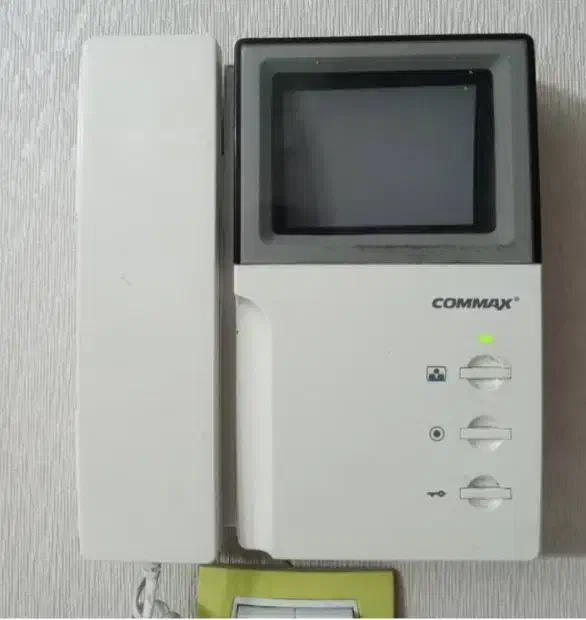 آیفون تصویری سالم|دوربین مداربسته|شیراز, ارم|دیوار