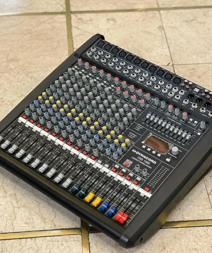 نصب و اجرای دی جی عروسی سیستم صوت و نورپردازی|خدمات پذیرایی، مراسم|اهواز, الصافی|دیوار