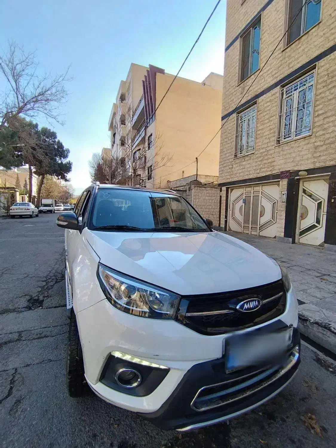 ماشین mvm x 33/سفید/عکسهای واقعی با جزئیات|خودرو سواری و وانت|تهران, نازی‌آباد|دیوار