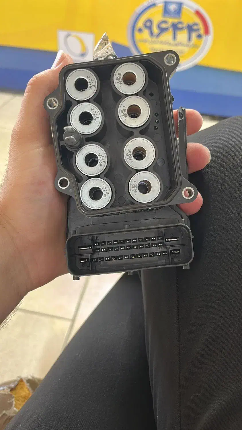 خدمات برق و انژکتور خودرو ایربگ باتریساز سیار ecu|خدمات موتور و ماشین|کرج, گلشهر|دیوار