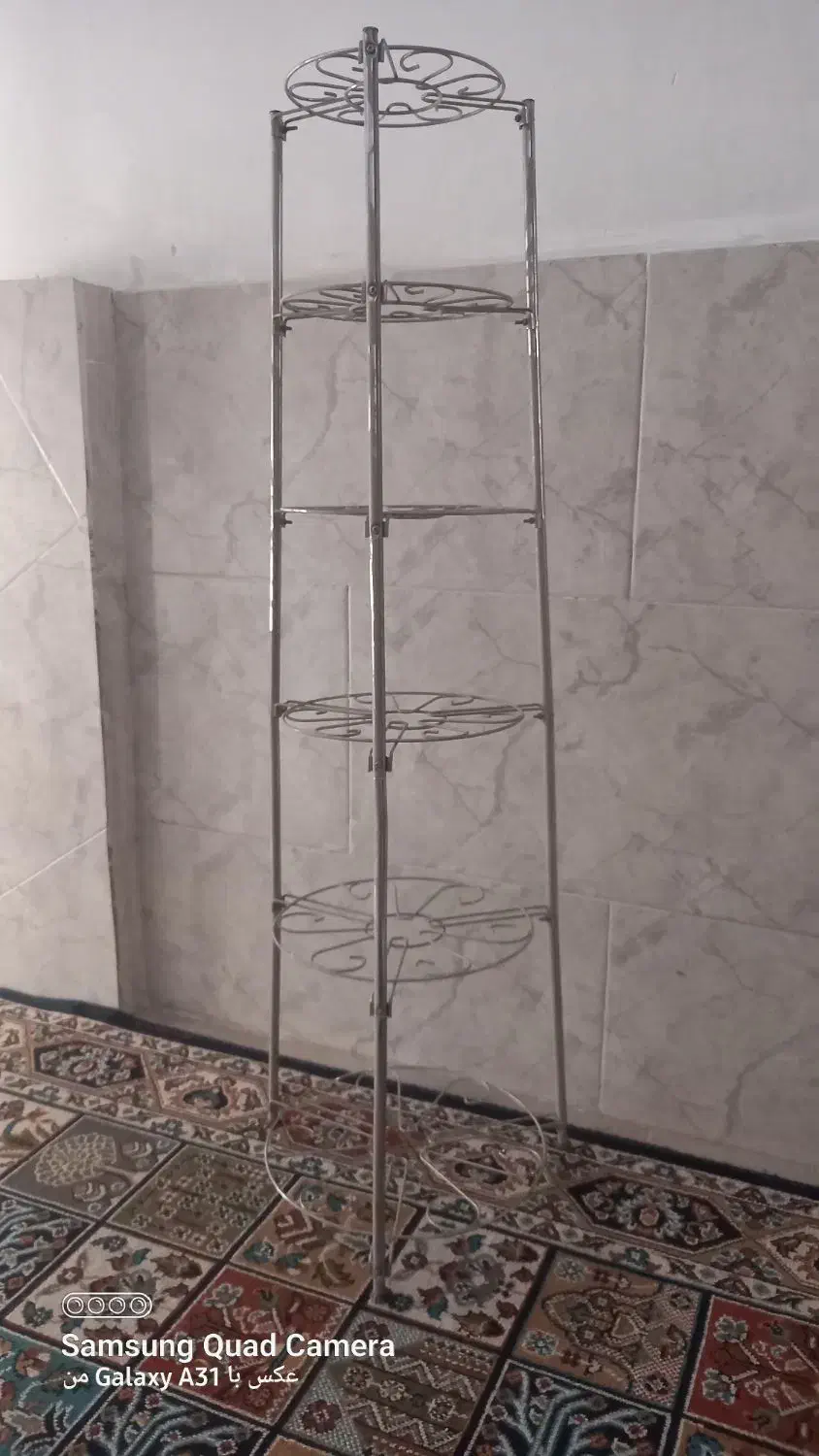 پایه قابلمه|آب‌چکان و نظم‌دهنده ظروف|گلستان (تهران), |دیوار