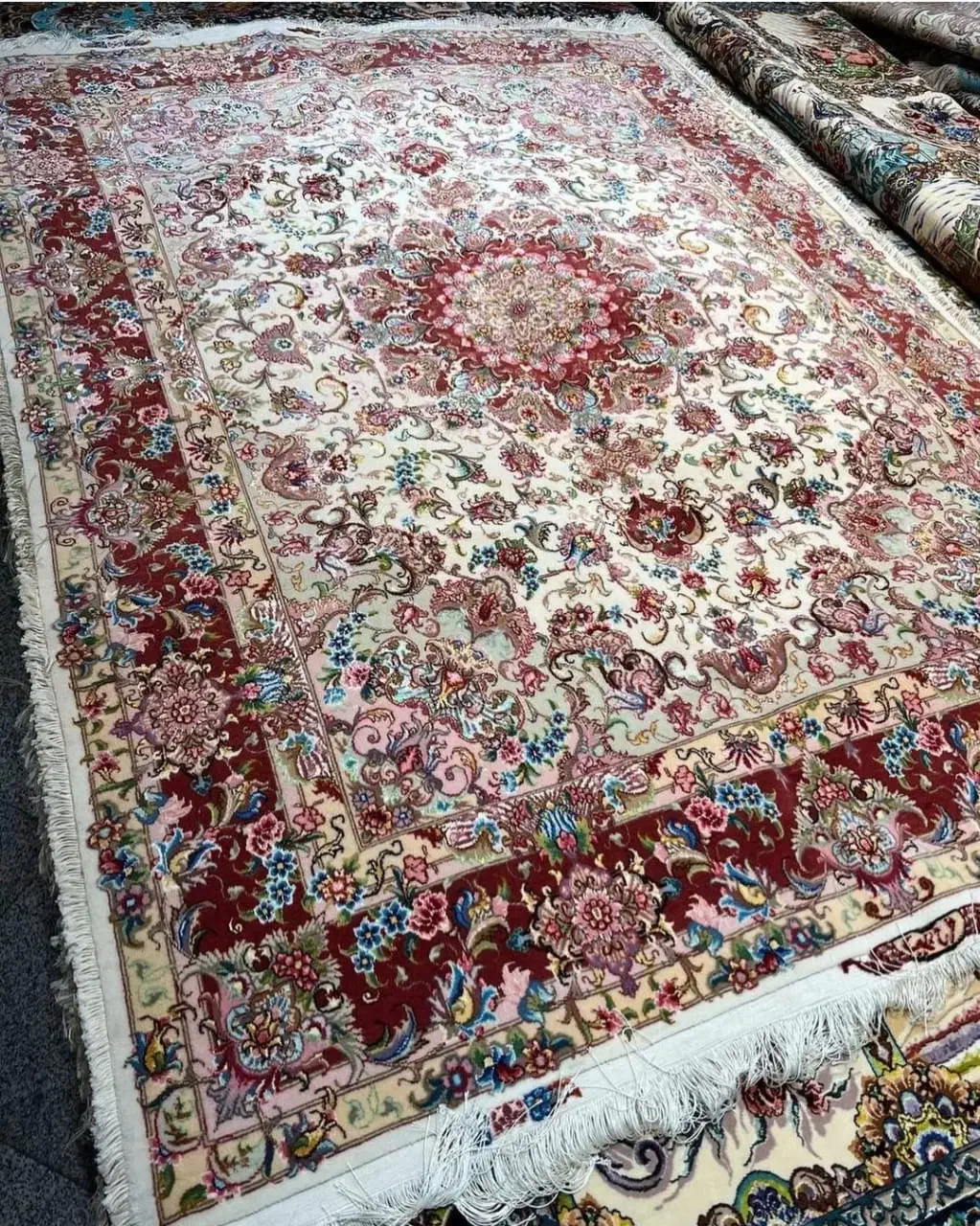 گالری مشاوره علیا خریدار فروش فرش|فرش|تهران, تهرانپارس شرقی|دیوار