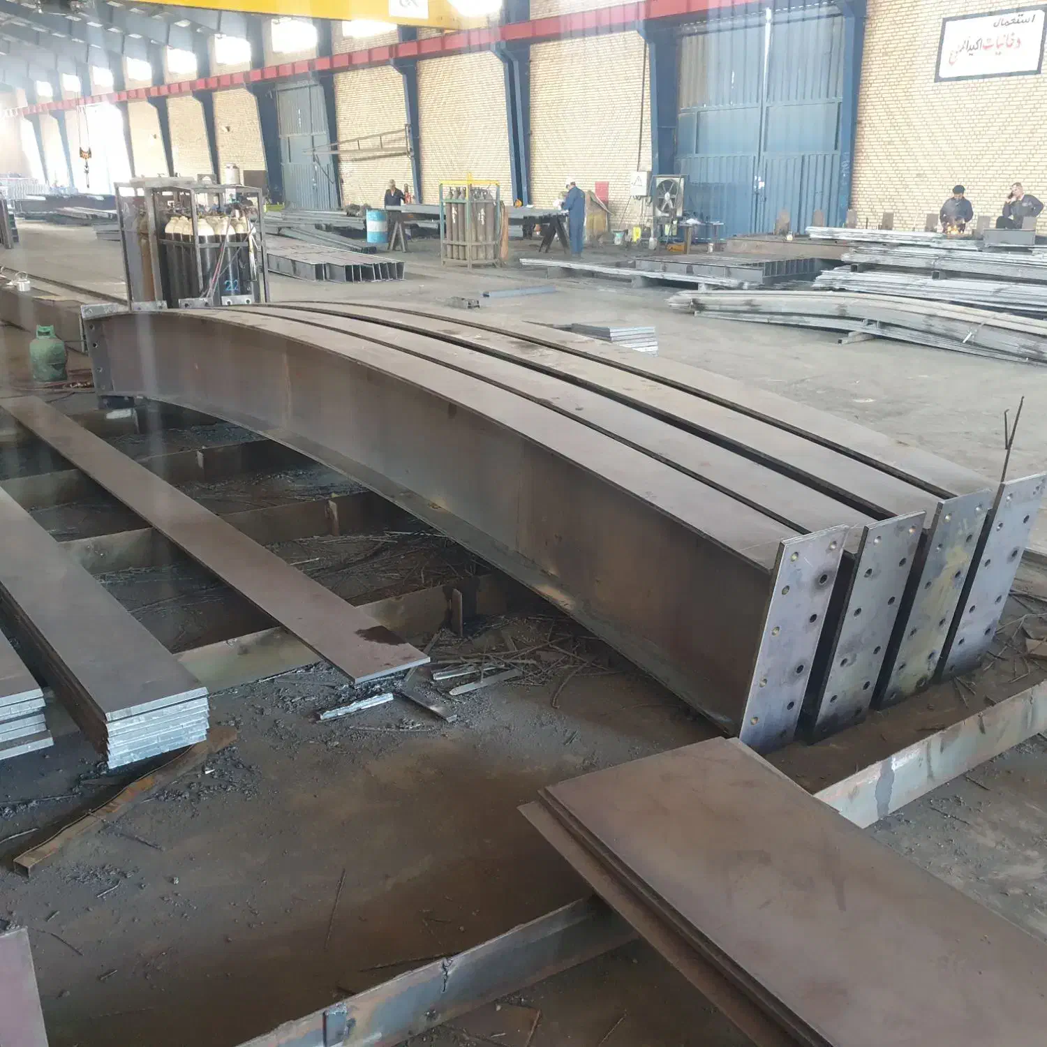 کارخانه ساخت انواع سوله و سازه های فلزی|خدمات پیشه و مهارت|کهریزک, |دیوار