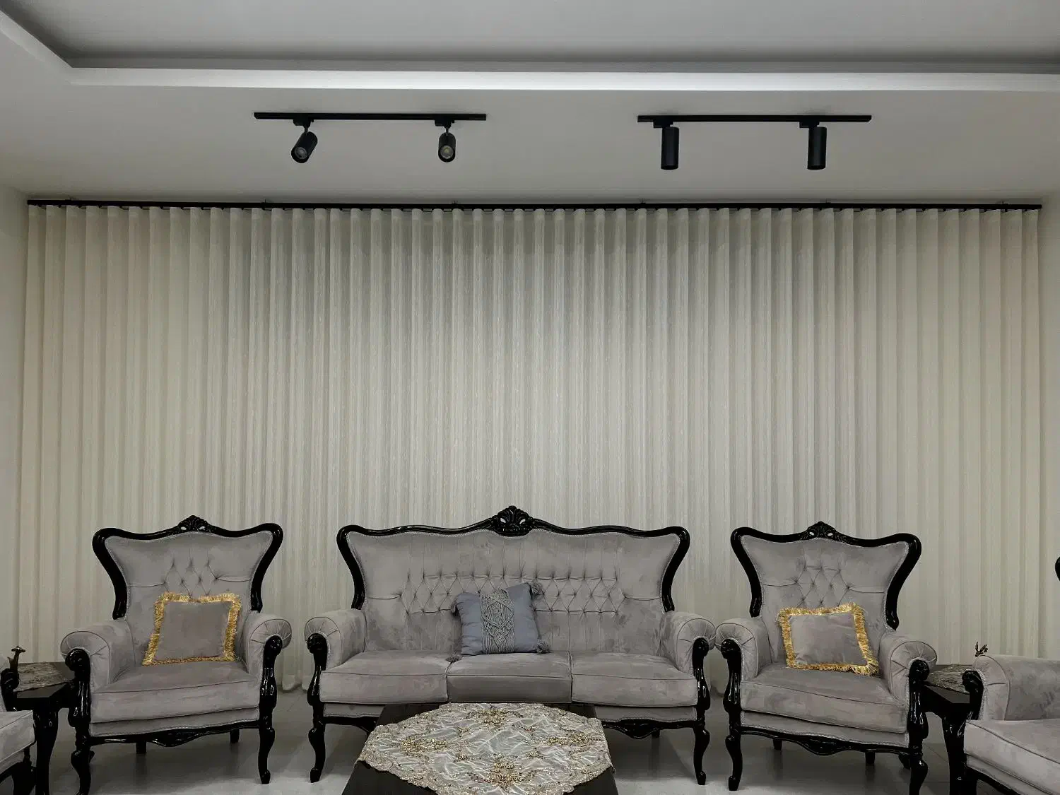 نصب پرده،دوخت پرده،شستشوی پرده،لوازم پرده|خدمات پیشه و مهارت|گنبد کاووس, |دیوار