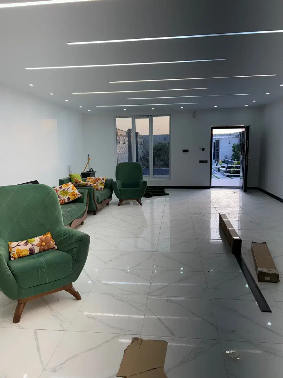 باغ و باغچه ویلا ۴۰۰ متر چاه آب شخصی|فروش خانه و ویلا|شهریار, شهریار|دیوار